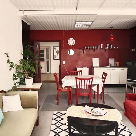 Lounge-Style-Hostel Sankt Veit an der Glan Buitenkant foto