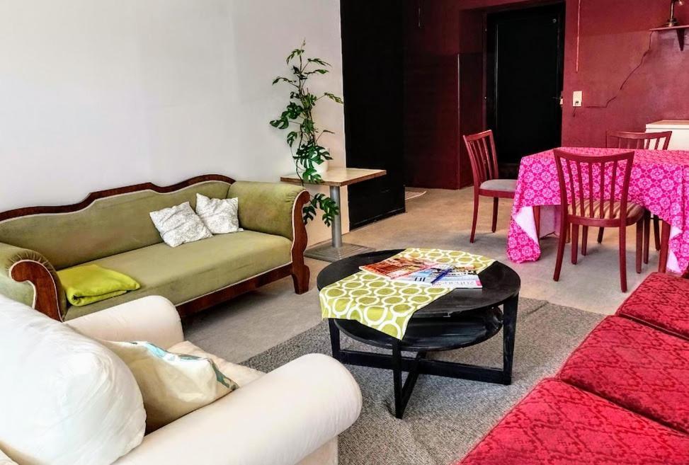 Lounge-Style-Hostel Sankt Veit an der Glan Buitenkant foto