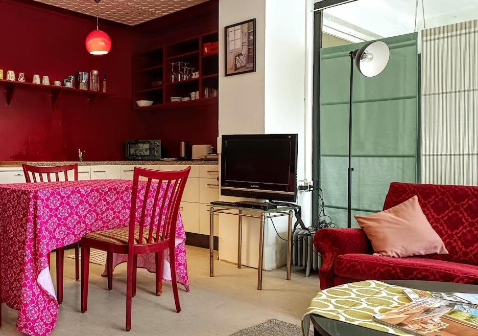 Lounge-Style-Hostel Sankt Veit an der Glan Buitenkant foto