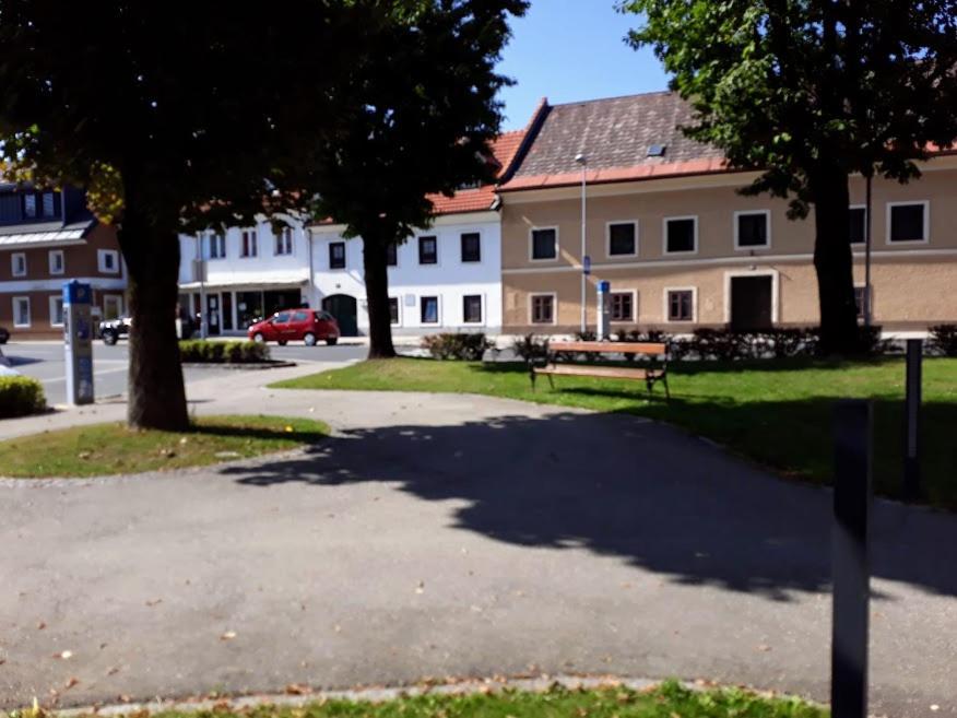 Lounge-Style-Hostel Sankt Veit an der Glan Buitenkant foto